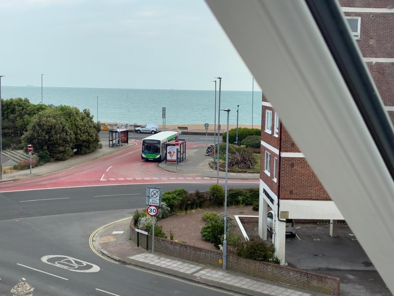 Inn By The Sea, Portsmouth, Parking Ev 22Kw Available Exterior foto